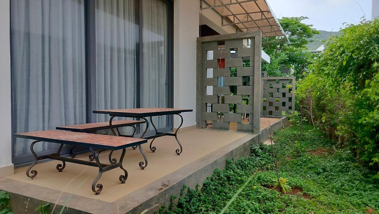 Private Villa At Oceanami Resort Phuochai Exterior foto
